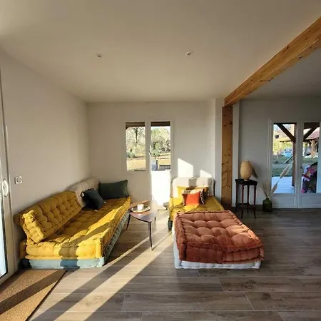 Yonshala Ferienhaus Garrosse
