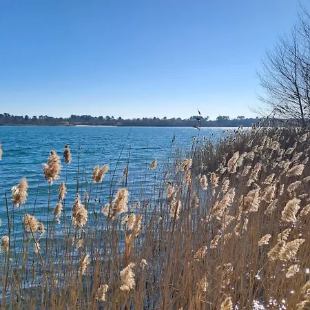 Nyaraló Yonshala Garrosse