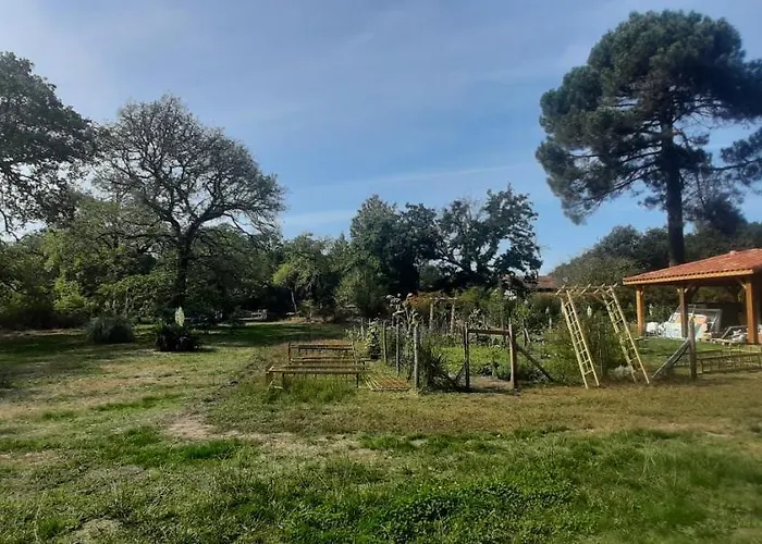 別荘 Yonshala Garrosse